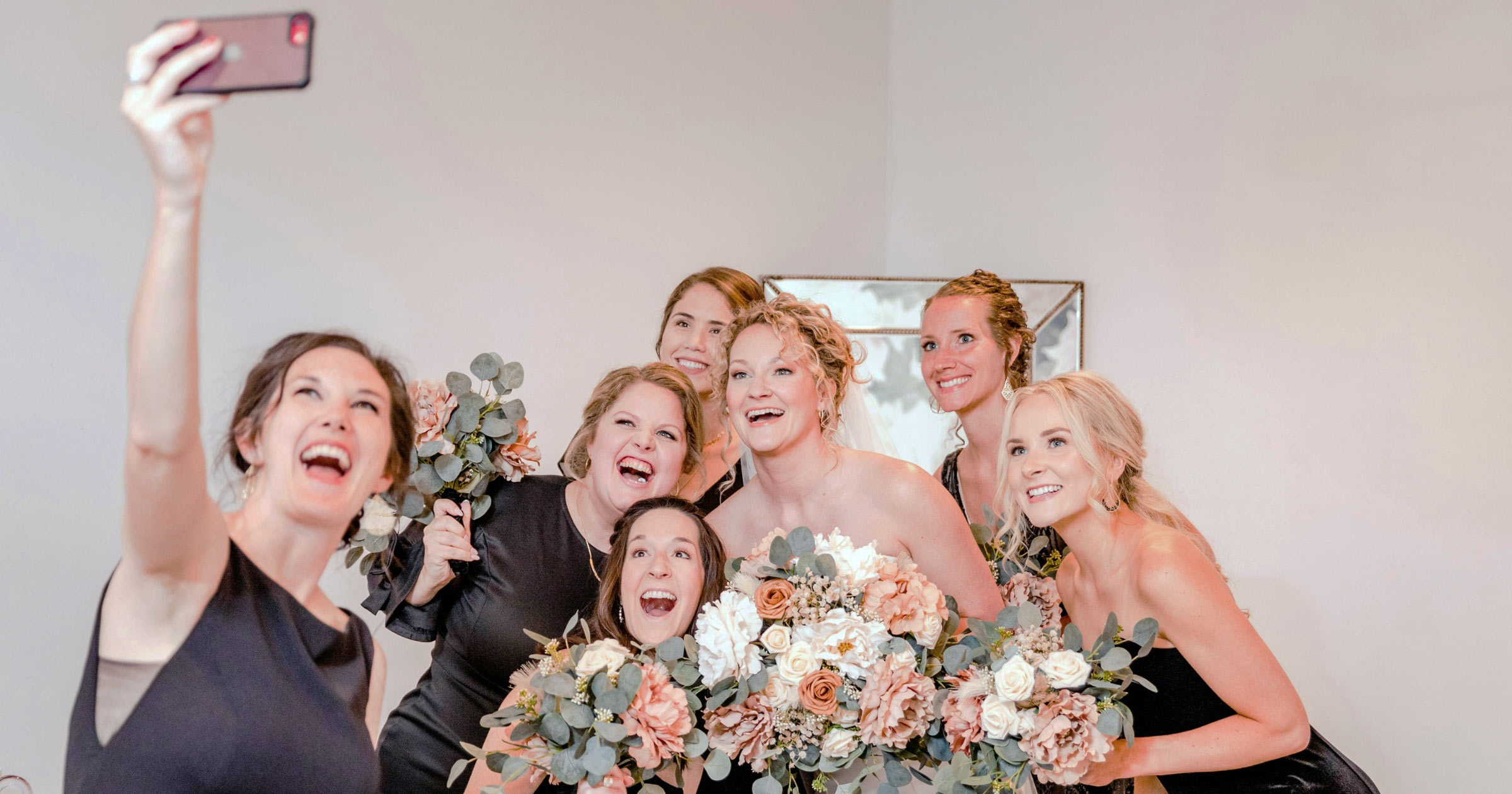 Live Moments: The Wedding Guest Gallery That Markets Your Brand For You