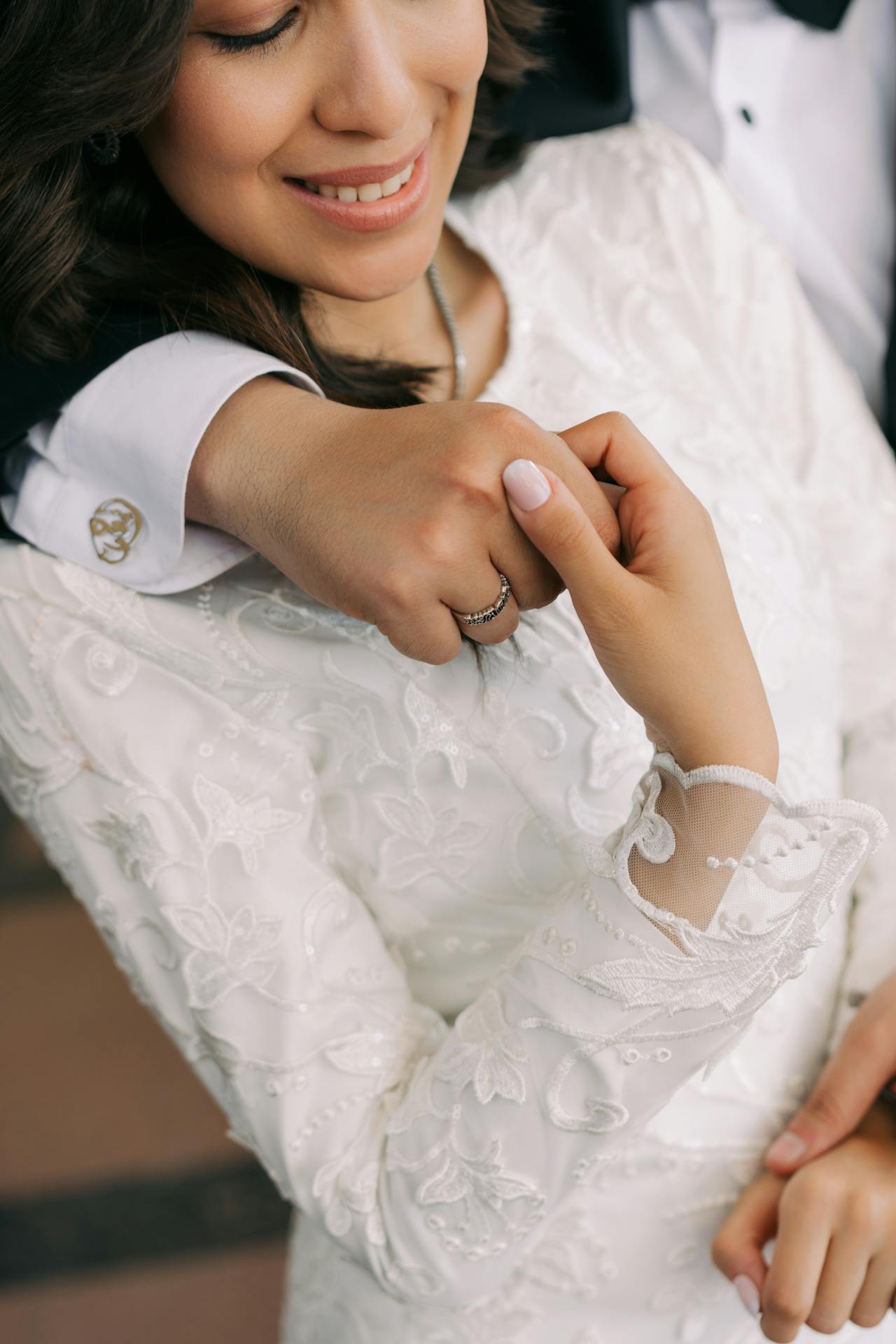 The Reply Time Effect: Why Couples Book the Videographer Who Answers in 3 Hours, Not the Best One