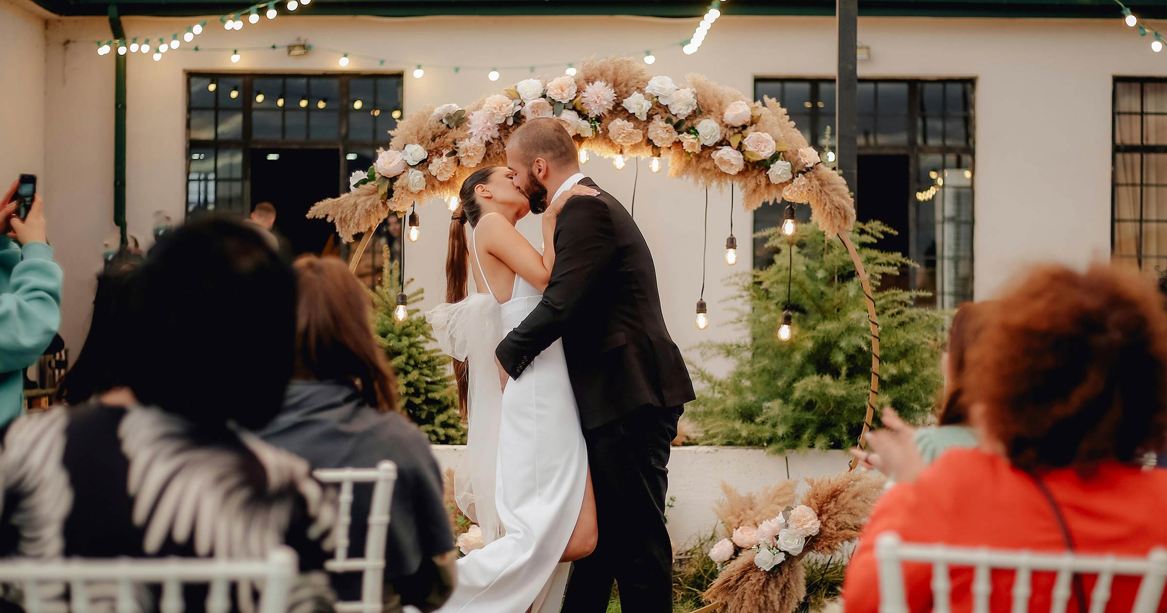 Best videography apps in 2026 — essential tools for wedding videographers